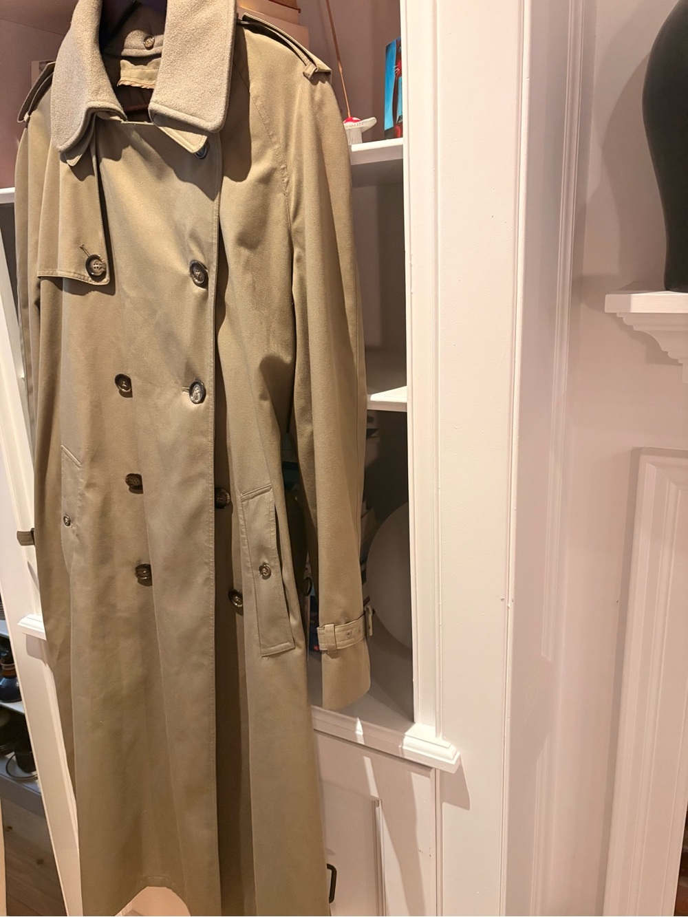 Classic Trench Coat in Khaki w Wool collar - men’s large Double-Breasted